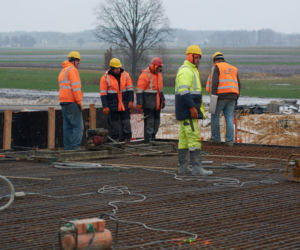 Kolejny odcinek S17 rośnie w oczach. 25 km w 13 minut – po betonie