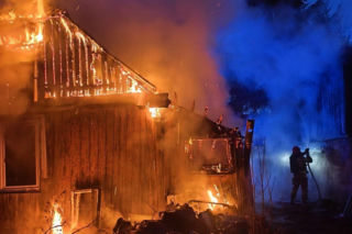 Tragiczny pożar w Skarżysku-Kamiennej. Nie żyją trzy osoby