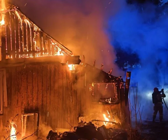 Tragedia w Skarżysku-Kamiennej. Trzy osoby zginęły