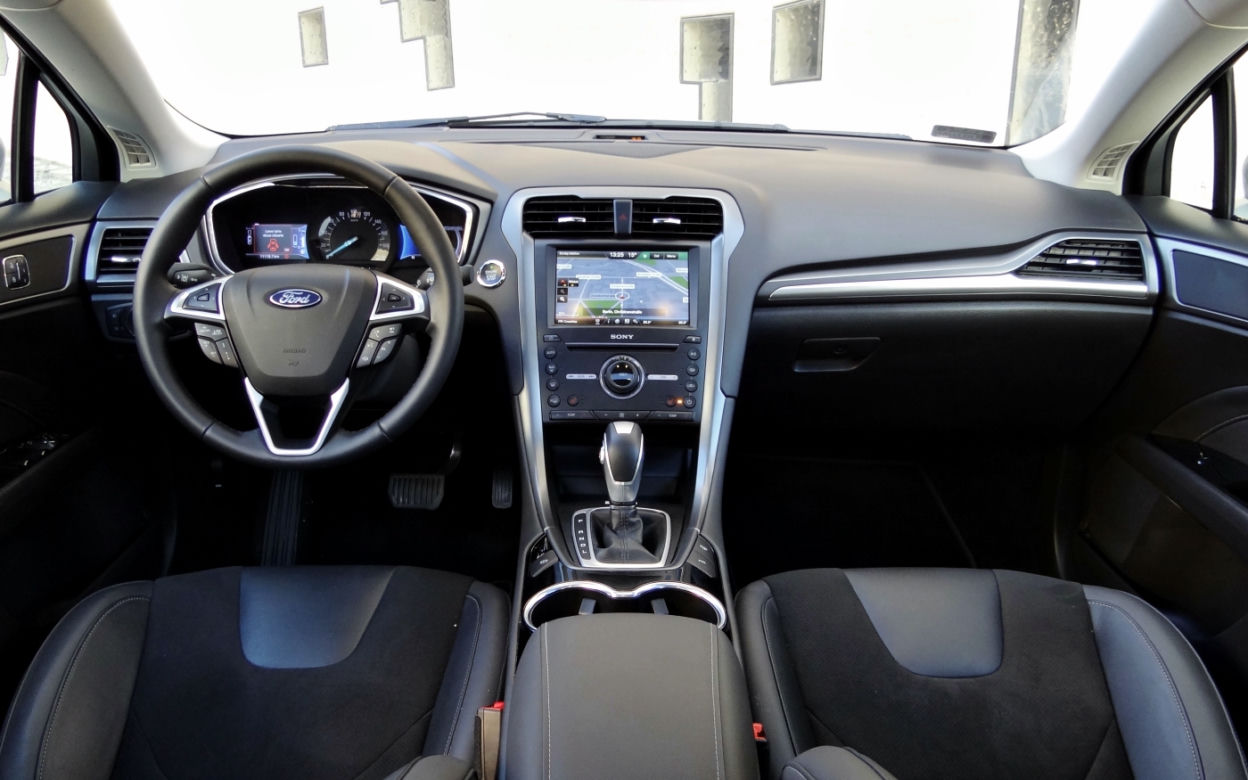 Ford Mondeo 2.0 Hybrid eCVT Titanium