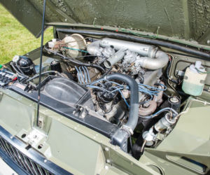 Range Rover o numerze seryjnym 001