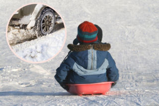 Dziecko zjeżdżające z górki na jabłku zderzyło się z autem. Akcja ratunkowa z udziałem śmigłowca LPR