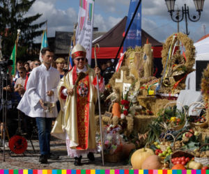 Dożynki Wojewódzkie w Tykocinie. Zaśpiewał Janusz Laskowski i zespół Focus