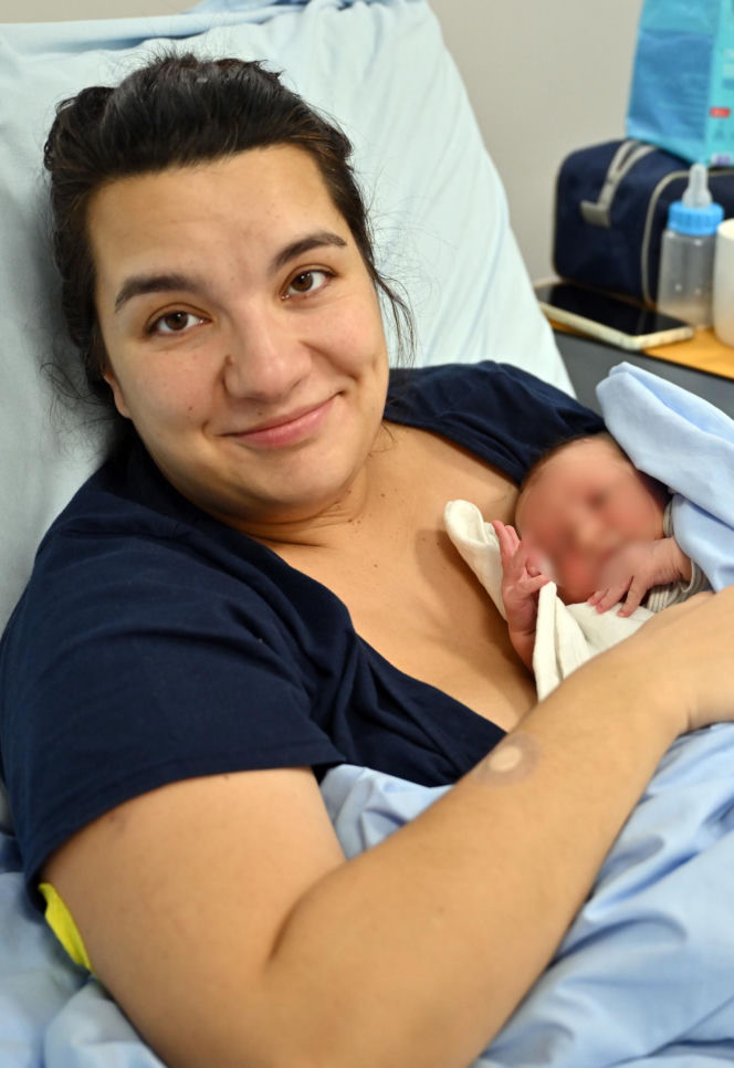 Pan Grzegorz to pierwszy położny w Polsce! Zdradza, jak oszukał system, by pomagać rodzącym kobietom