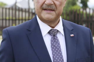 Cezary Żak dostaje 1200 zł emerytury
