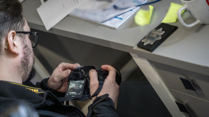 Afera korupcyjna w Pucku! Policjanci zatrzymali na gorącym uczynku 49-letniego urzędnika z  Powiatowego Inspektoratu Nadzoru Budowlanego oraz 41-letnią pośredniczkę