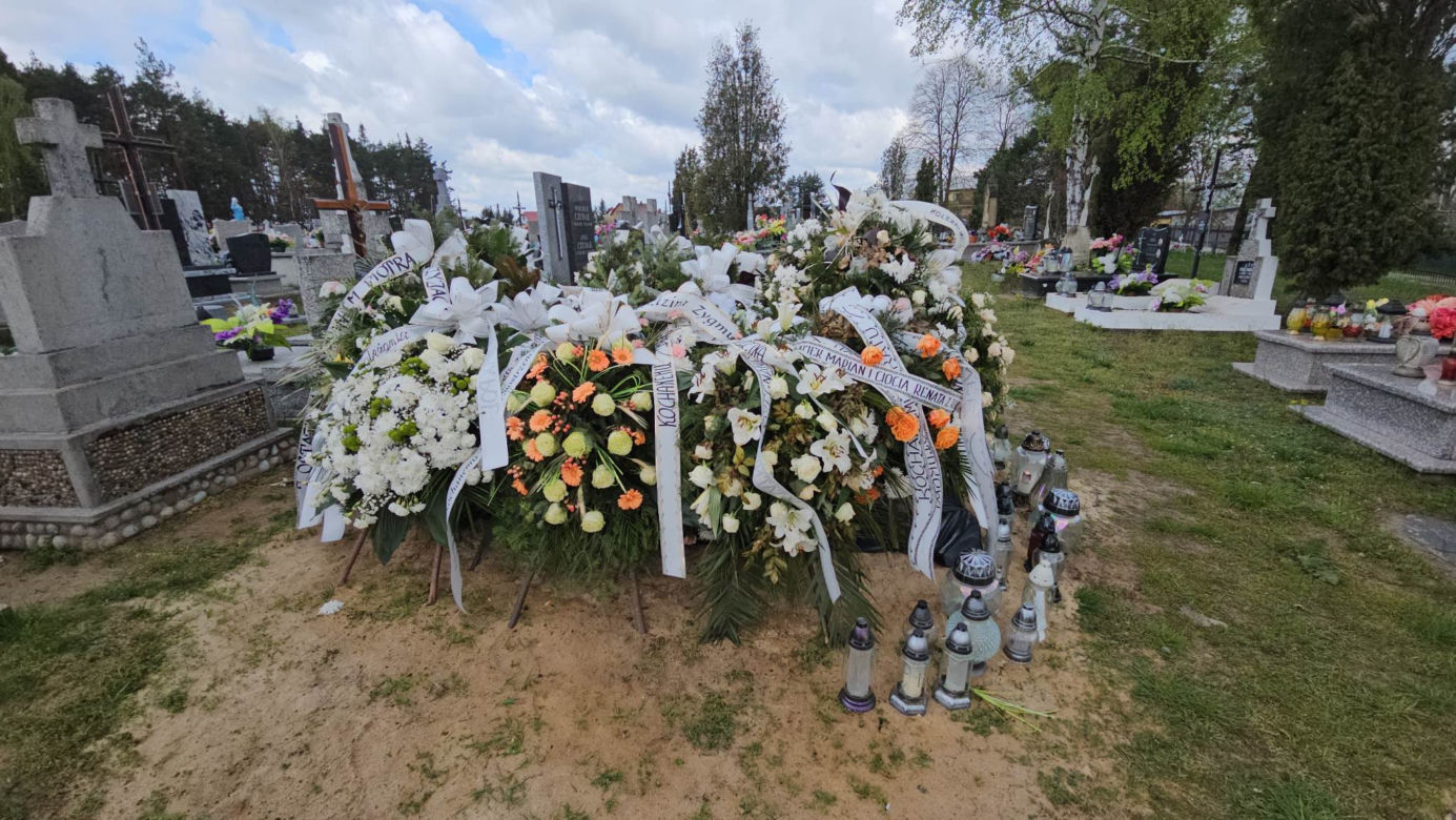  Piotr zginął przygnieciony przez ciągnik. Bliscy pożegnali 34-latka [GALERIA]