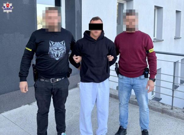 Motocyklista potrącił policjanta i uciekł. Wpadł kilka godzin później