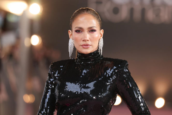 J. Lo w Polsce za trzy lata mogłaby być emerytką. Pokazała się w białym bikini