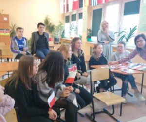 Szkoła z Choroszczy współpracuje ze szkołą z Afryki. Uczniowie zdecydowali się na piękny gest!