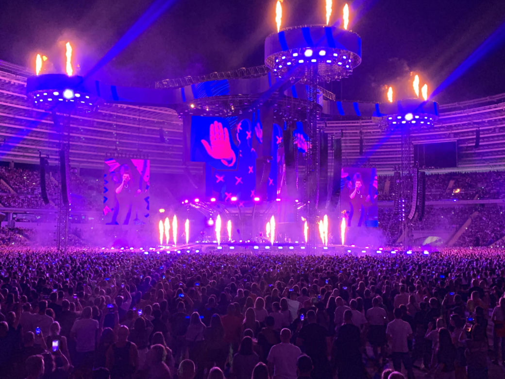 Dawid Podsiadło po raz kolejny wypełnił Stadion Śląski po brzegi. Morskie ssaki zrobiły furorę