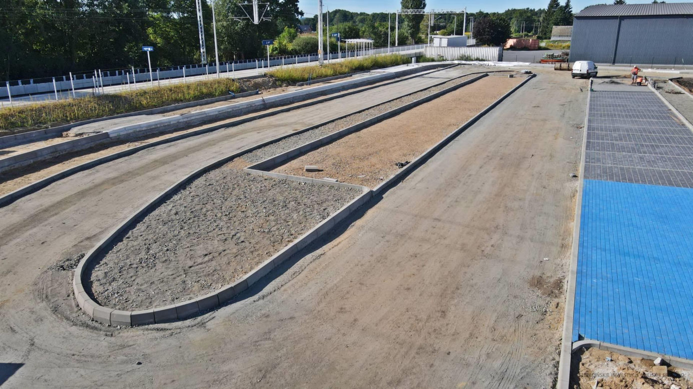Budowa parkingu dla SKM Trzebusz