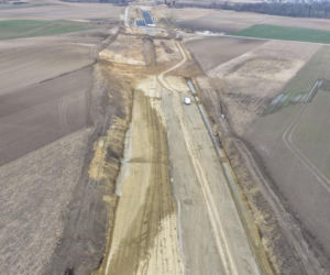 Budowa S8 pod Wrocławiem nabiera tempa. Zobacz najnowsze zdjęcia z placu budowy