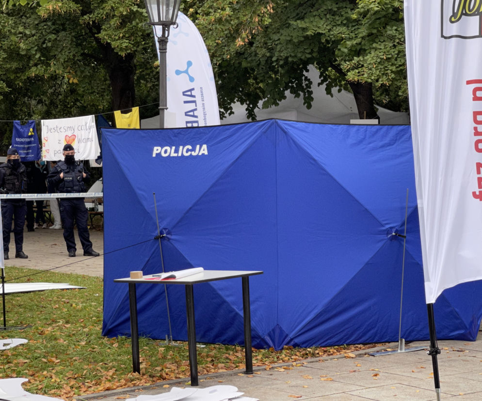 Samobójstwo w białym miasteczku