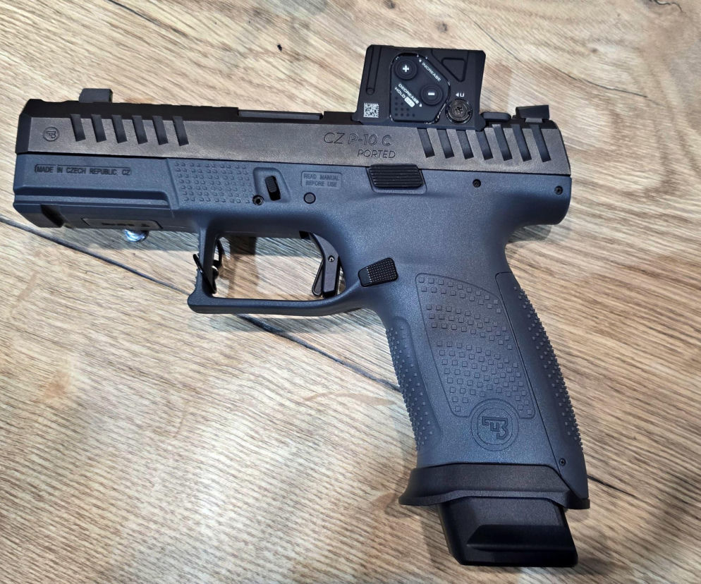 CZ P-10C PORTED COA, czyli czeskie pistolety bezkurkowe