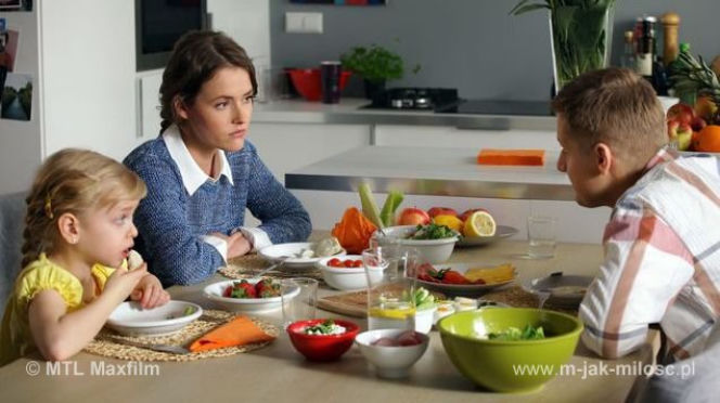 M jak miłość. Basia (Gabriela Raczyńska), Paweł Zduński (Rafał Mroczek), Ala (Olga Frycz)