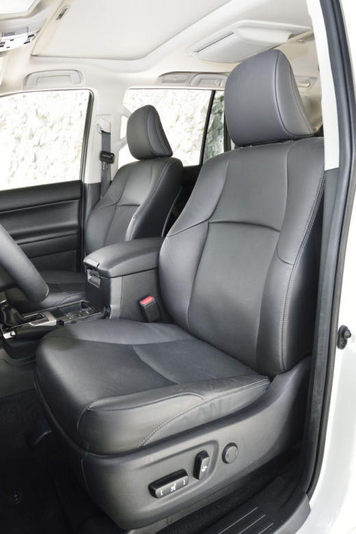 Nowa Toyota Land Cruiser 2014
