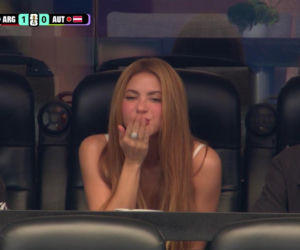 Shakira zaatakowana na meczu Argentyna - Austria