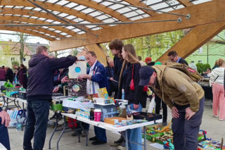 To prawdziwa kopalnia skarbów. Pchli targ na Pogodnie przyciąga tłumy