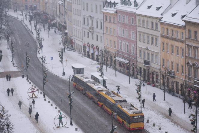 Intensywne opady śniegu w Warszawie (14.01.2026)