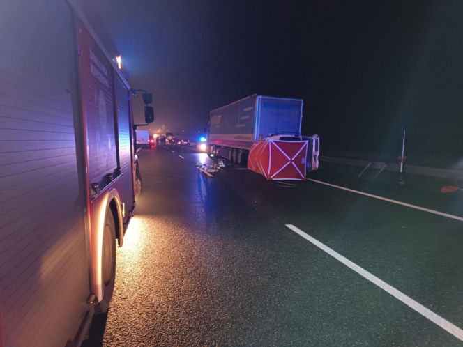Czarna seria na autostradzie A4. Śmierć dwóch osób, karambol i droga zablokowana na wiele godzin
