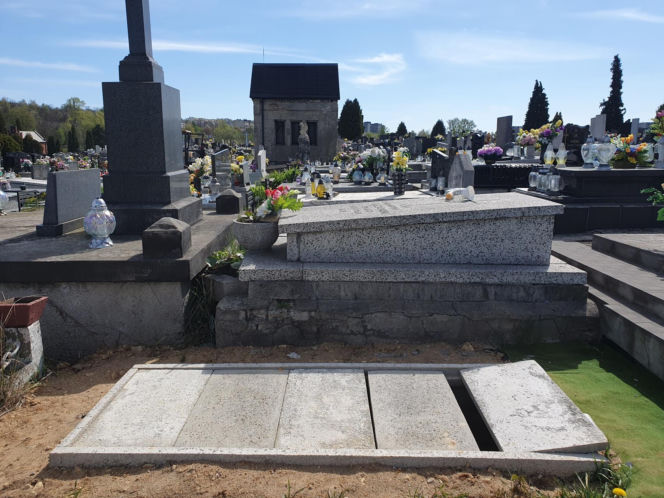 Łukasz Litewka spocznie obok dra Judyma