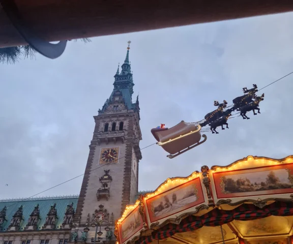 Porównaliśmy jarmarki w Gdańsku i Hamburgu. Oto wynik