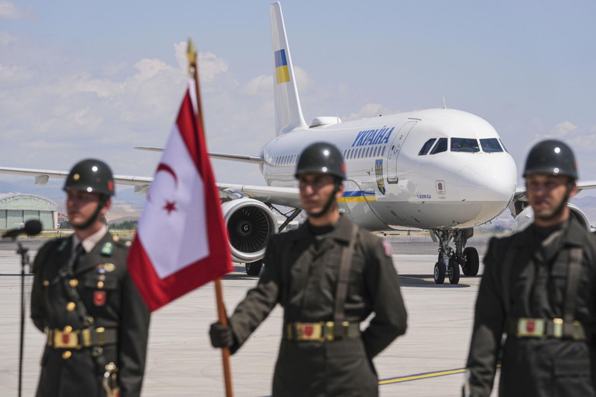 Wołodymyr Zełenski na szczycie NATO w Ankarze