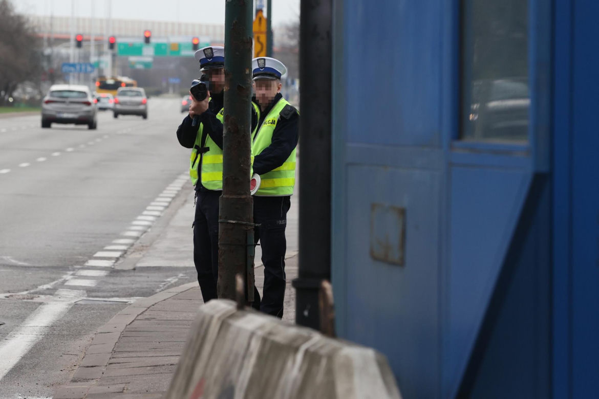 Niewidzialni policjanci w Warszawie w akcji. Nowe zasady kontroli drogowych zaskakują