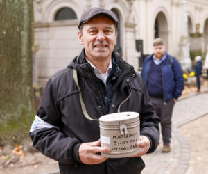 Krzysztof Ziemiec jest bardzo religijny. Wiadomo, czy przełożył to na dzieci!