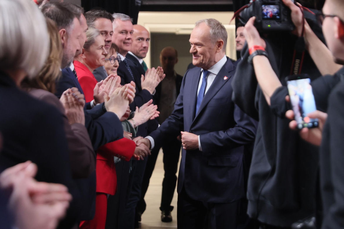Premier Donald Tusk podczas Rady Krajowej Koalicji Obywatelskiej w Ursynowskim Centrum Kultury "Alternatywy" w Warszawie