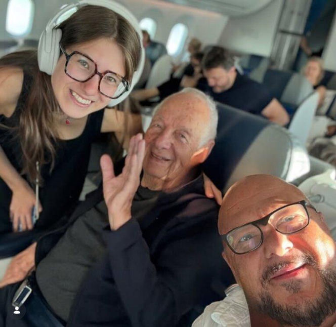 93 lata i taka forma?! Tata Gąsowskiego wrócił z USA. Co za widok!
