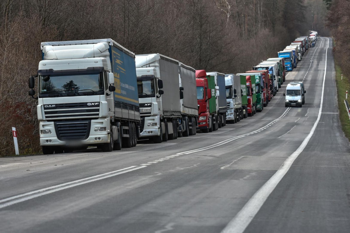 Protest przewoźników na przejściach granicznych trwa. Czas oczekiwania na odprawę to 3 dni