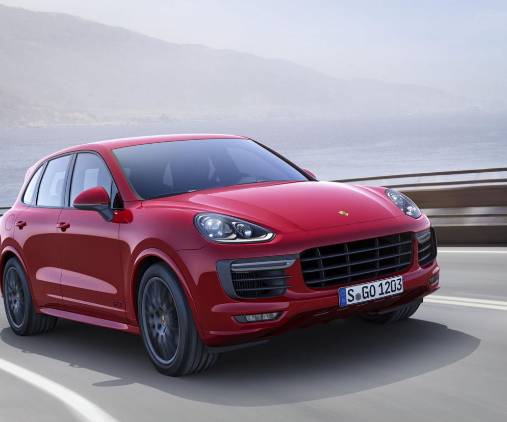 2015 Porsche Cayenne GTS