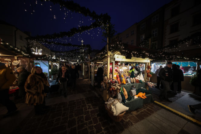 Kiermasz Bożonarodzeniowy na Małym Rynku w Krakowie
