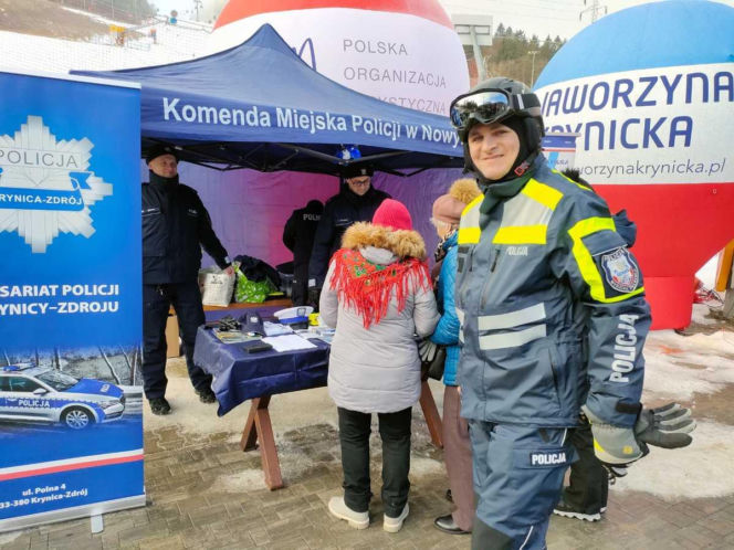 Policja na nartach pilnuje porządku w ośrodku PKL Jaworzyna Krynicka