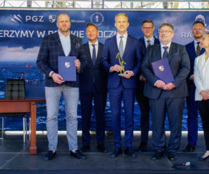Podpisanie umowy pomiędzy PGZ Stocznią Wojenną a Szczecińską Stocznią Wulkan