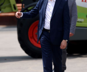stylizacje premiera Mateusza Morawieckiego