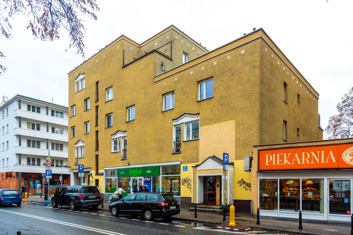 Blok na Madalińskiego 55 w Warszawie