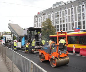 Ruszyły duże zmiany na Rondzie Wiatraczna, ale dla jednej grupy pasażerów to świetna wiadomość