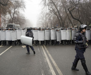 Rzeź w Kazachstanie! Bunt przeciw drożyźnie. Kostnice pełne demonstrantów
