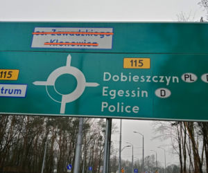 Drogowskaz z błędem na ul. Arkońskiej