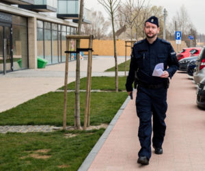 Koronawirus w Trójmieście. Tak policjanci sprawdzają czy przestrzegasz kwarantanny