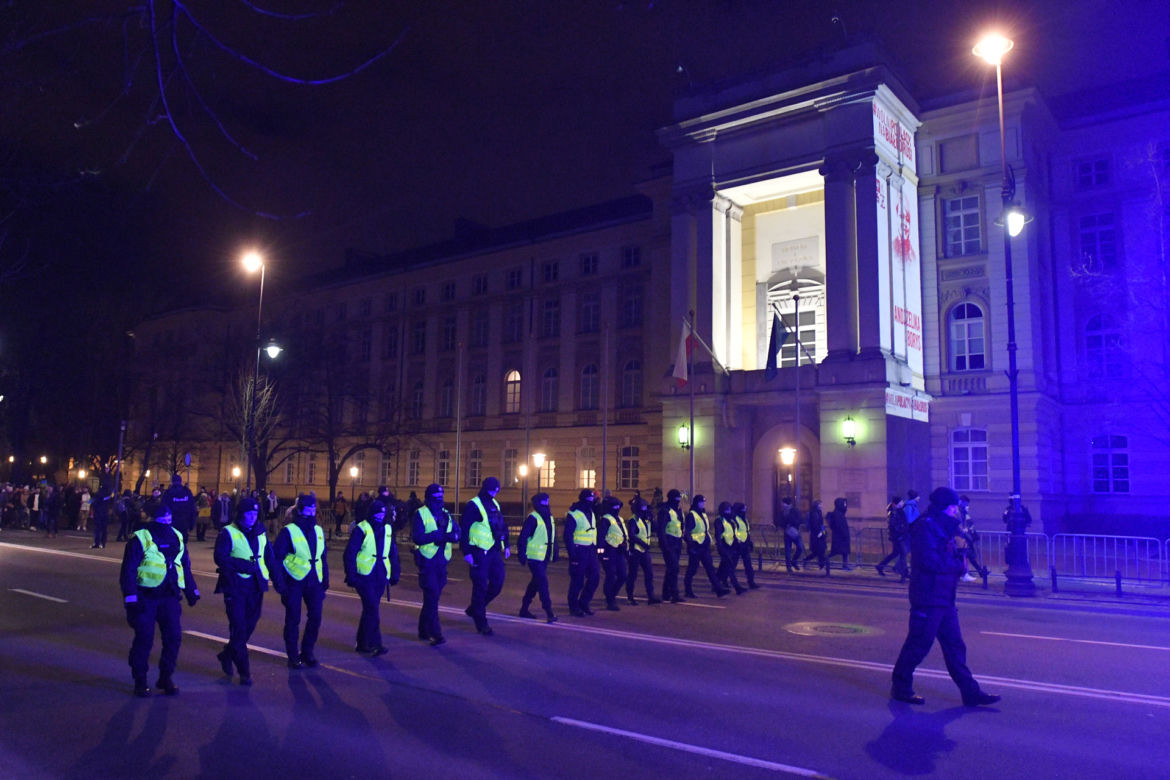 Kolejny protest pod ambasadą Rosji w Warszawie