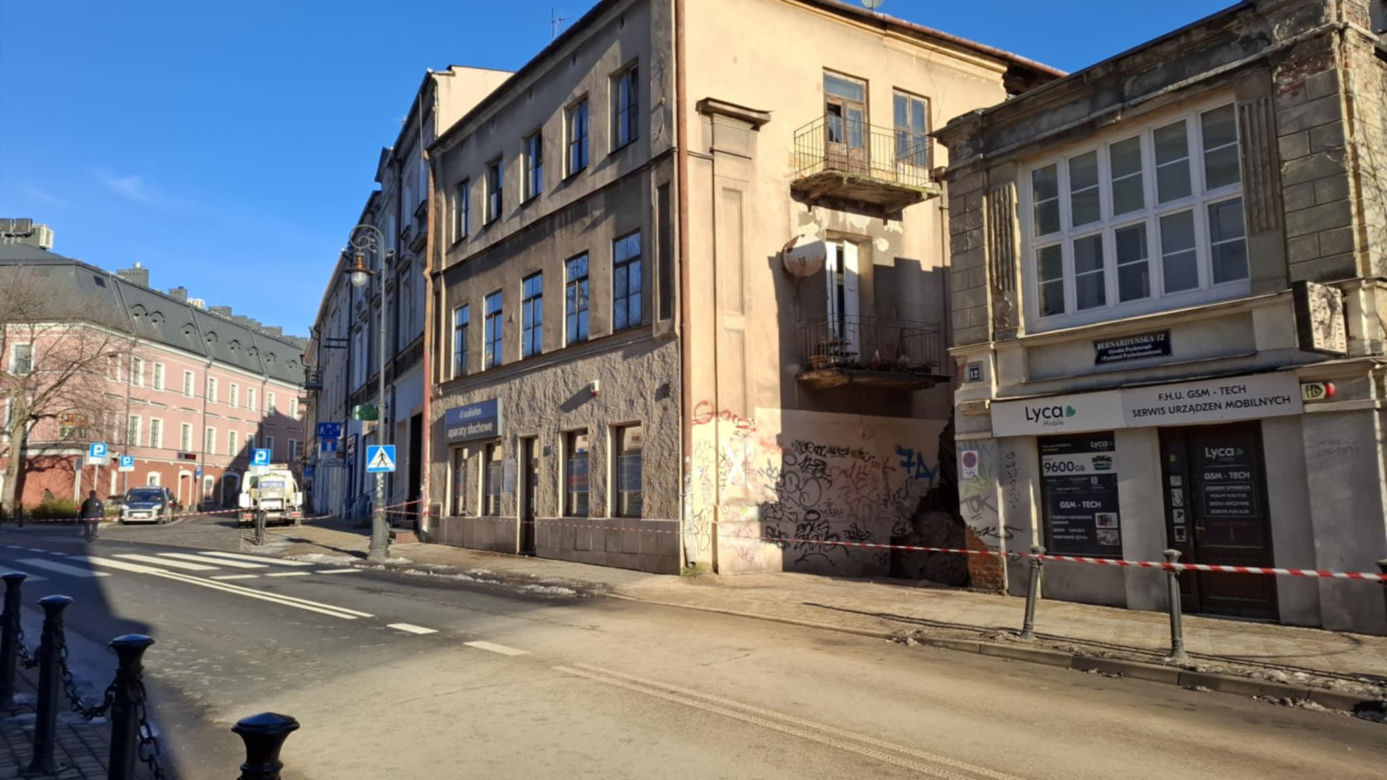 Runęła ściana kamienicy w Lublinie. Mieszkańcy zostali ewakuowani