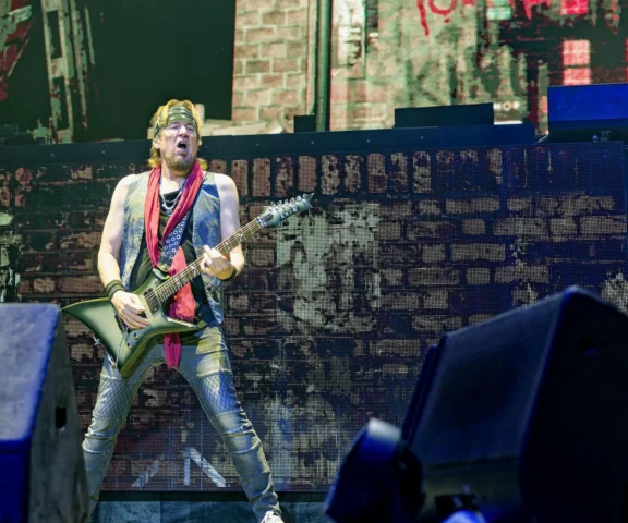 Najlepsze utwory Iron Maiden, które skomponował Adrian Smith