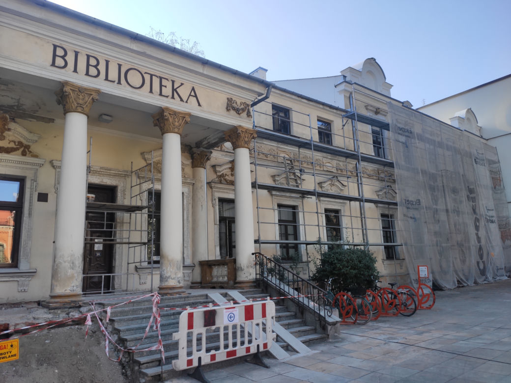 Miejska Biblioteka Publiczna w Radomiu przy ul. Piłsudskiego 12