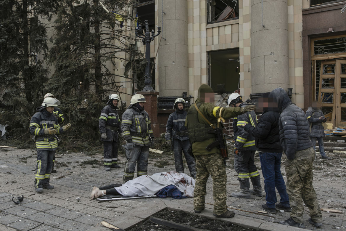 Ukraina/ 21 zabitych, ponad 110 rannych po atakach w Charkowie i Kijowie