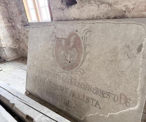 Dwór Czarne w Jeleniej Górze