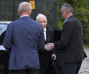 Jarosław Kaczyński w swoim domu na warszawskim Żoliborzu